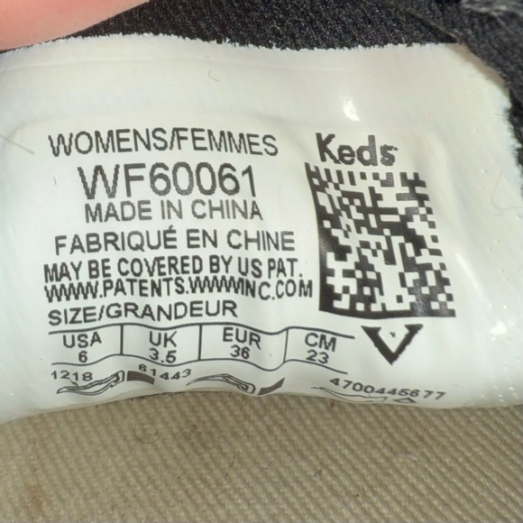 Keds Black Slip-On Sneakers Sequins Sparkly Glittery Canvas Comfy - Picture 7 of 7